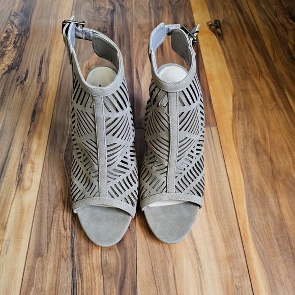 Justfab Coral Caged Heels Taupe New 7.5 - Picture 1 of 7